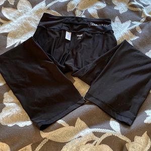yoga pants size small